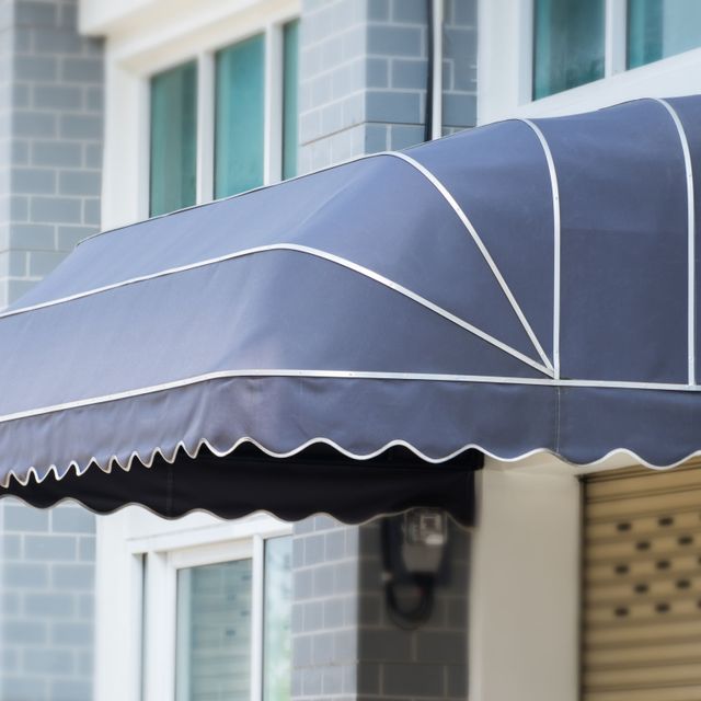 Toldo para fachada de negocio